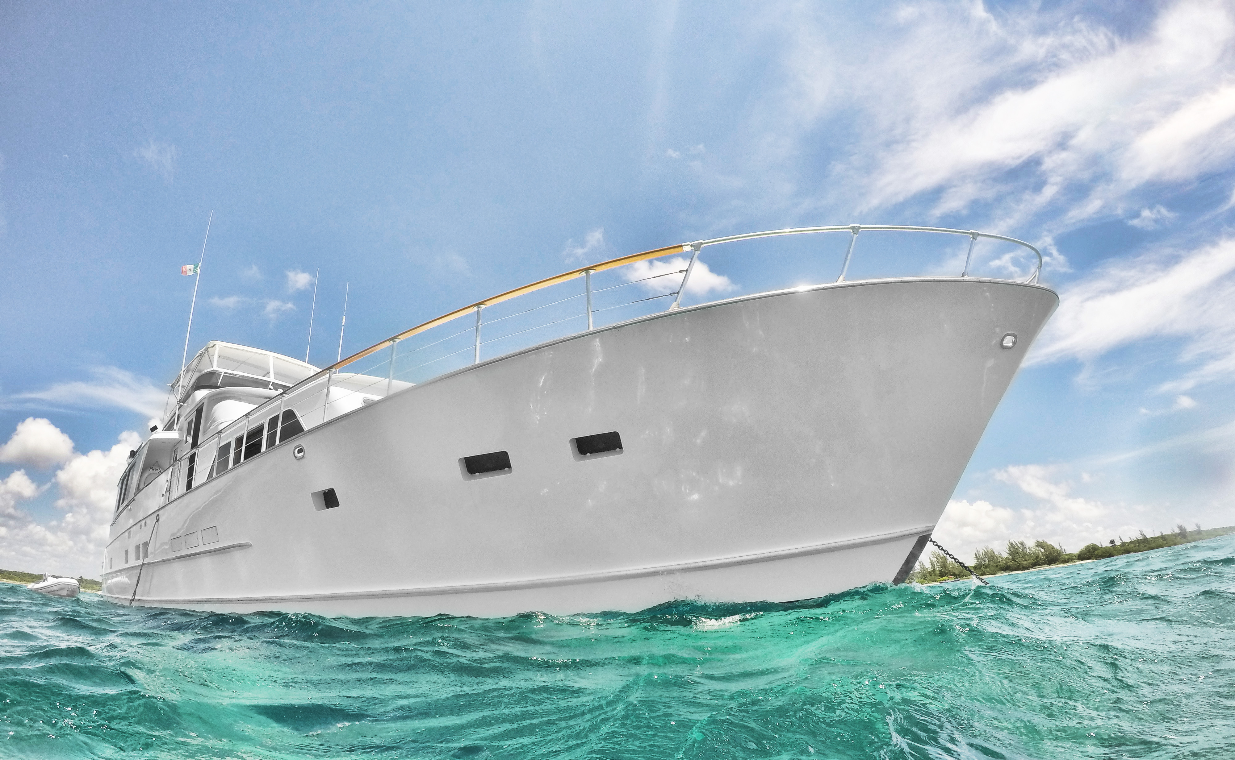 72 footer yacht for groups cozumel